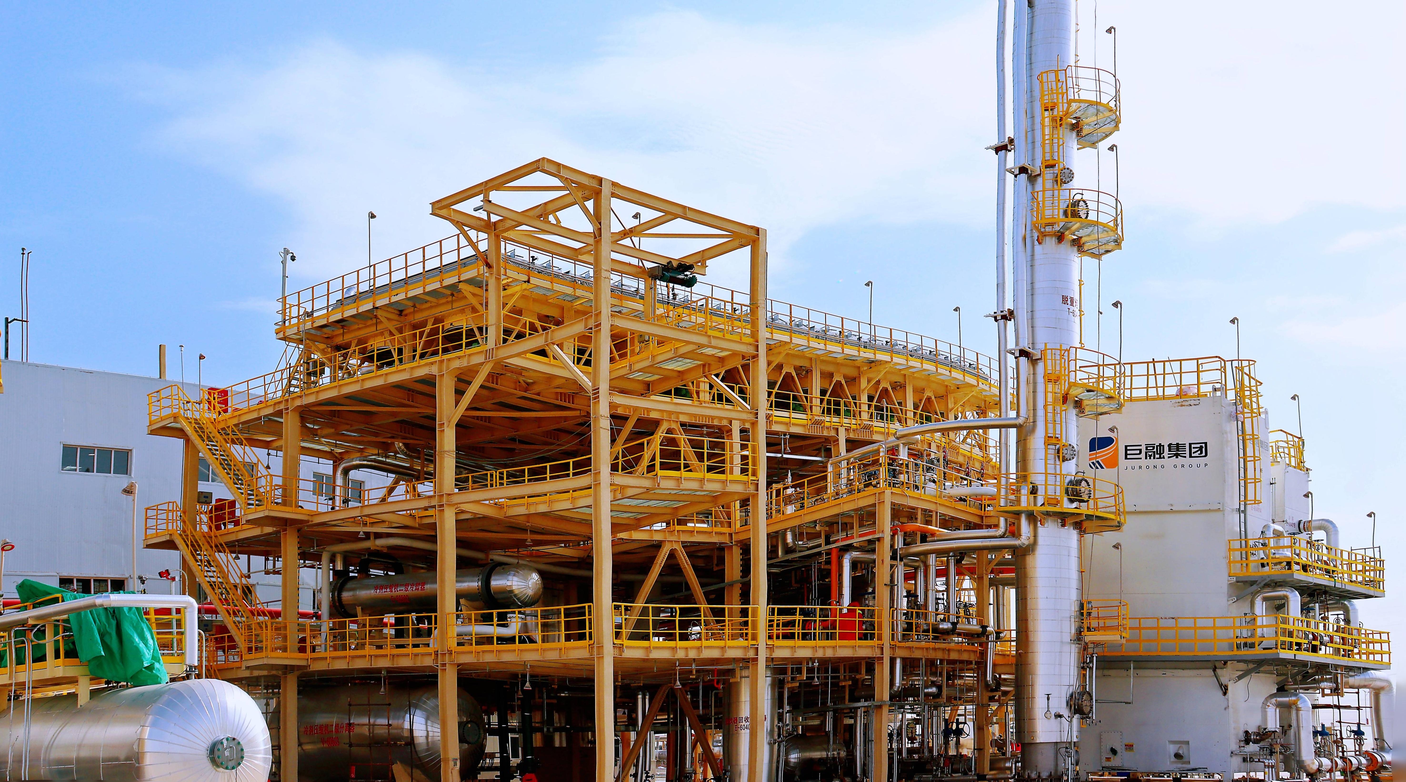 巨融哈密二期30万吨/年液化天然气项目成功出液